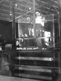 Fourcault vertikalus procesas