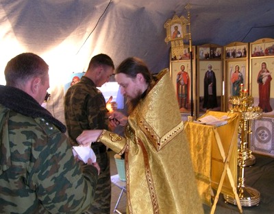 Russian priests at Army