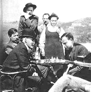 Leninas aidia achmatais su Bogdanovu