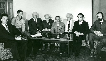 A. Apynio disertacijos gynime