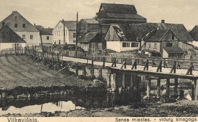 Vilkavikis su sinagoga